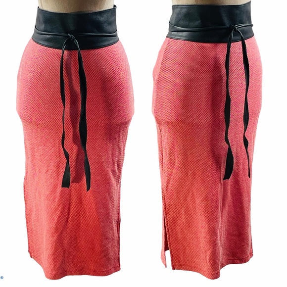 MIdi Side Slit Skirt - Picture 5 of 6